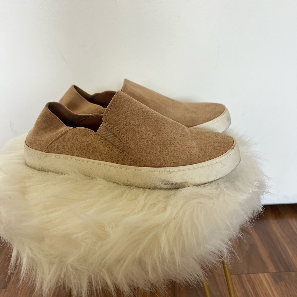Steve Madden Slip Ons